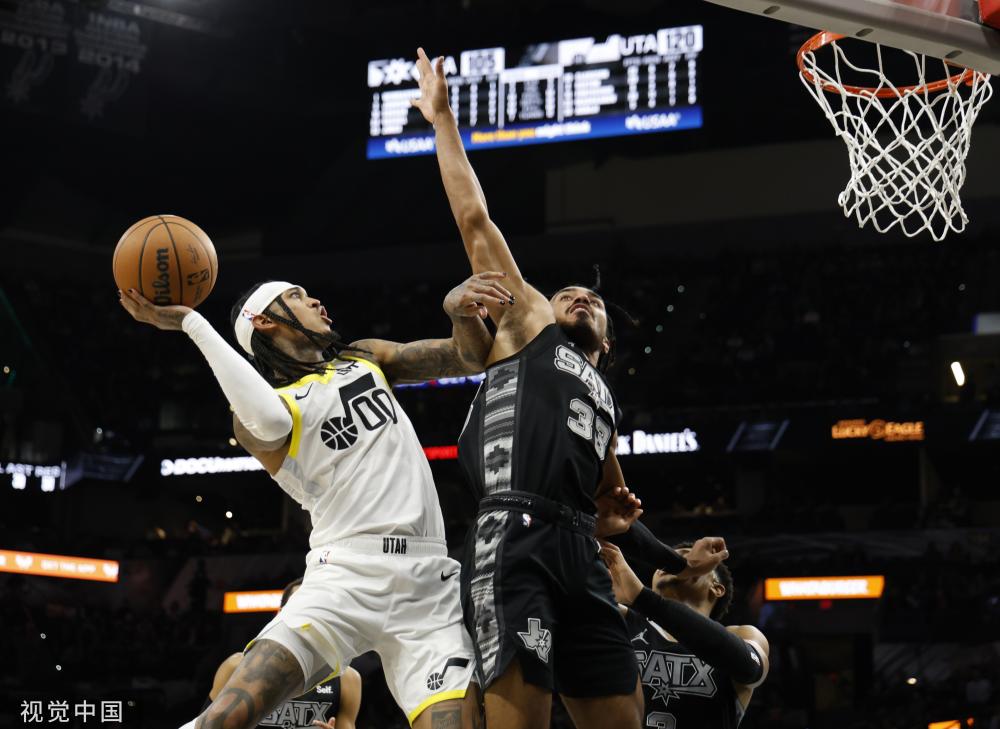 打乱其节奏 打乱其节奏