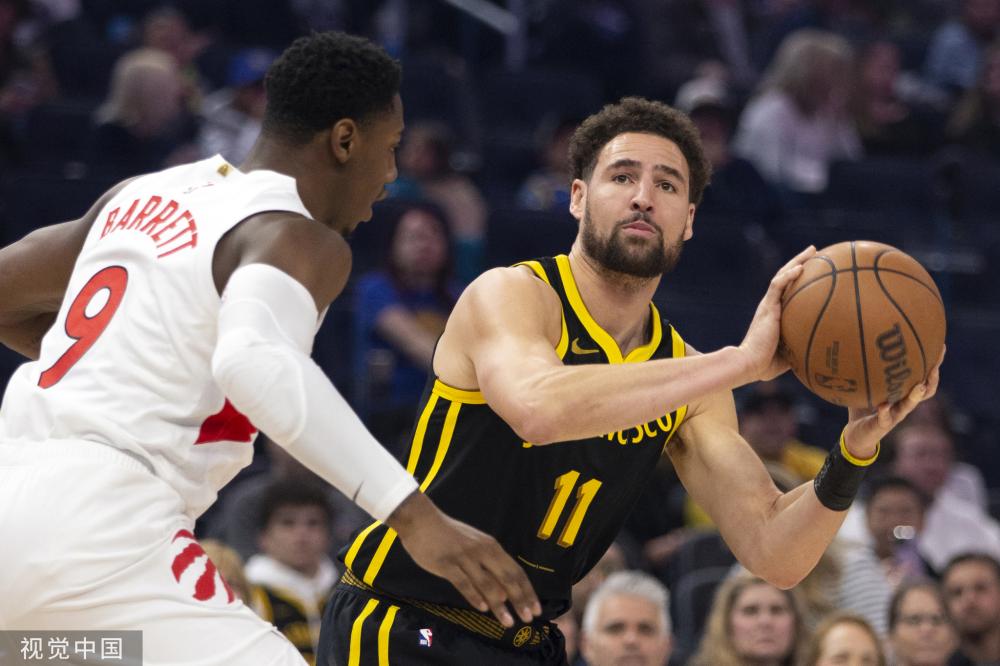 球迷们期待 球迷们期待