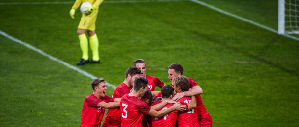 妙的头球 妙的头球