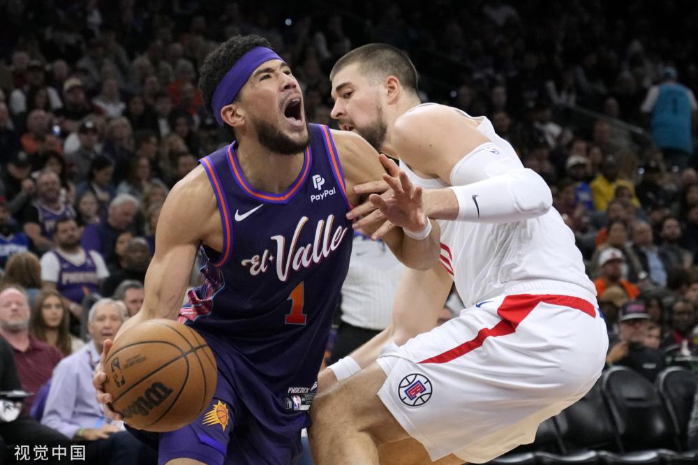 表现出色 表现出色