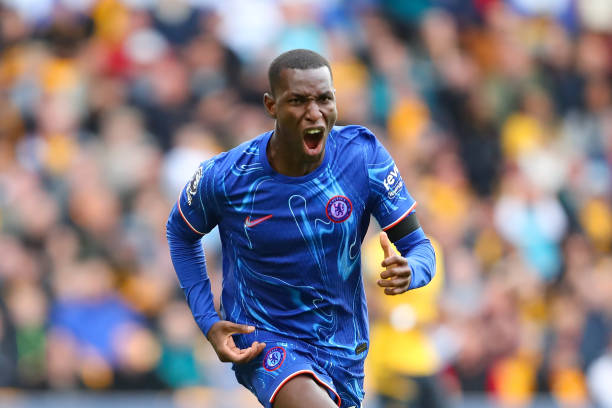 便展现了他 便展现了他