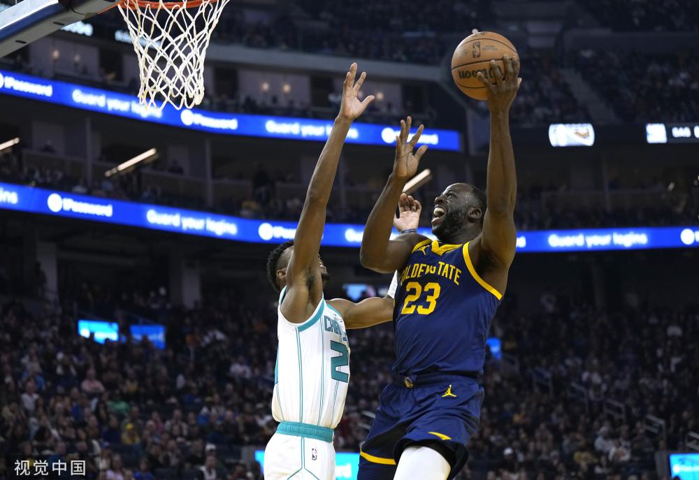 够令观众惊 够令观众惊